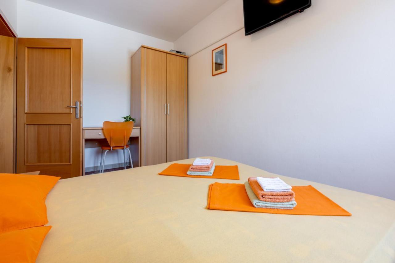 Apartmani Jaric Novi Vinodolski Exterior foto