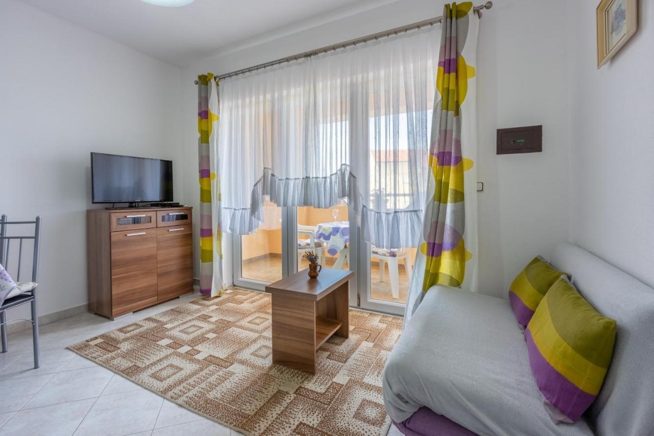 Apartmani Jaric Novi Vinodolski Exterior foto