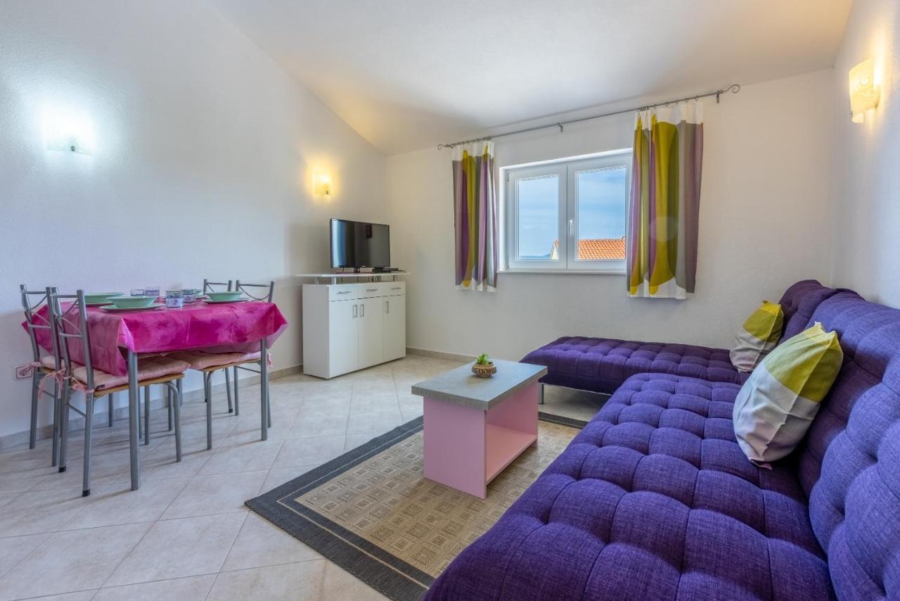 Apartmani Jaric Novi Vinodolski Exterior foto
