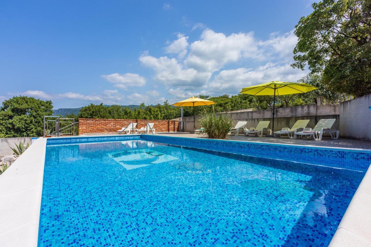 Apartmani Jaric Novi Vinodolski Exterior foto